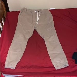Men’s joggers